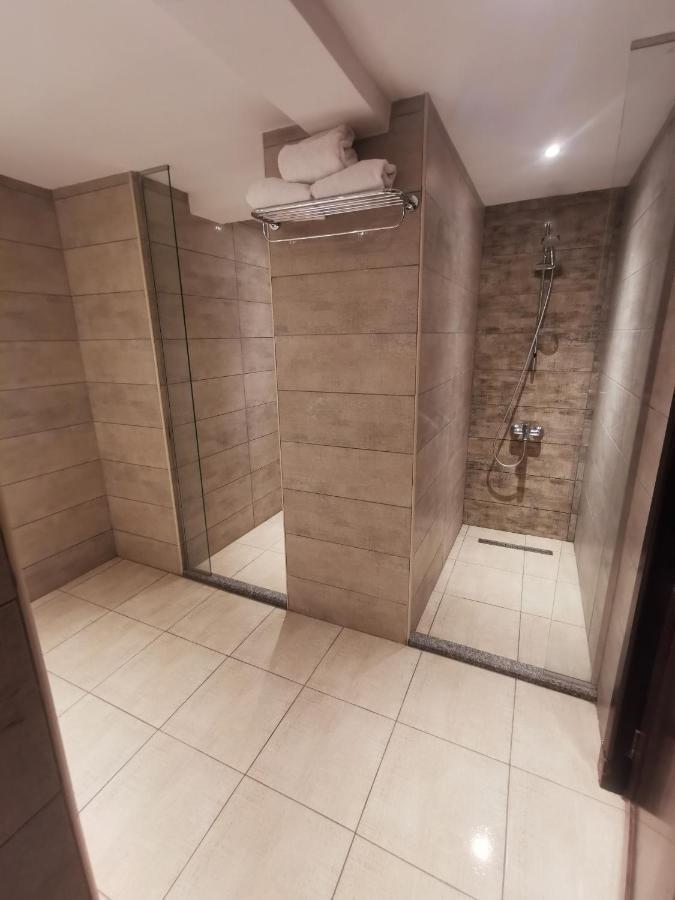 Green Plaza Inn "'Business &Families Only"' Alexandria Ngoại thất bức ảnh