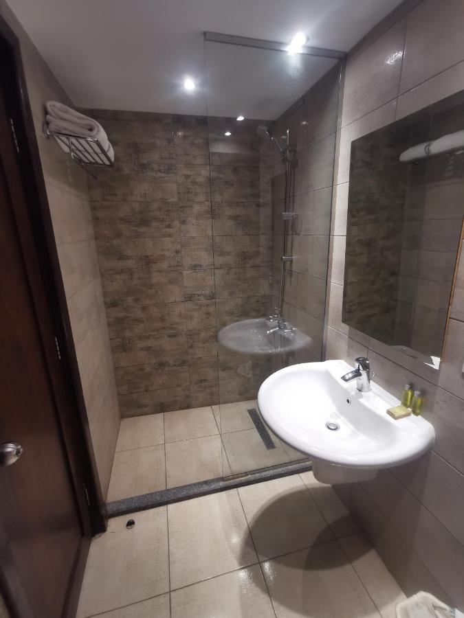 Green Plaza Inn "'Business &Families Only"' Alexandria Ngoại thất bức ảnh
