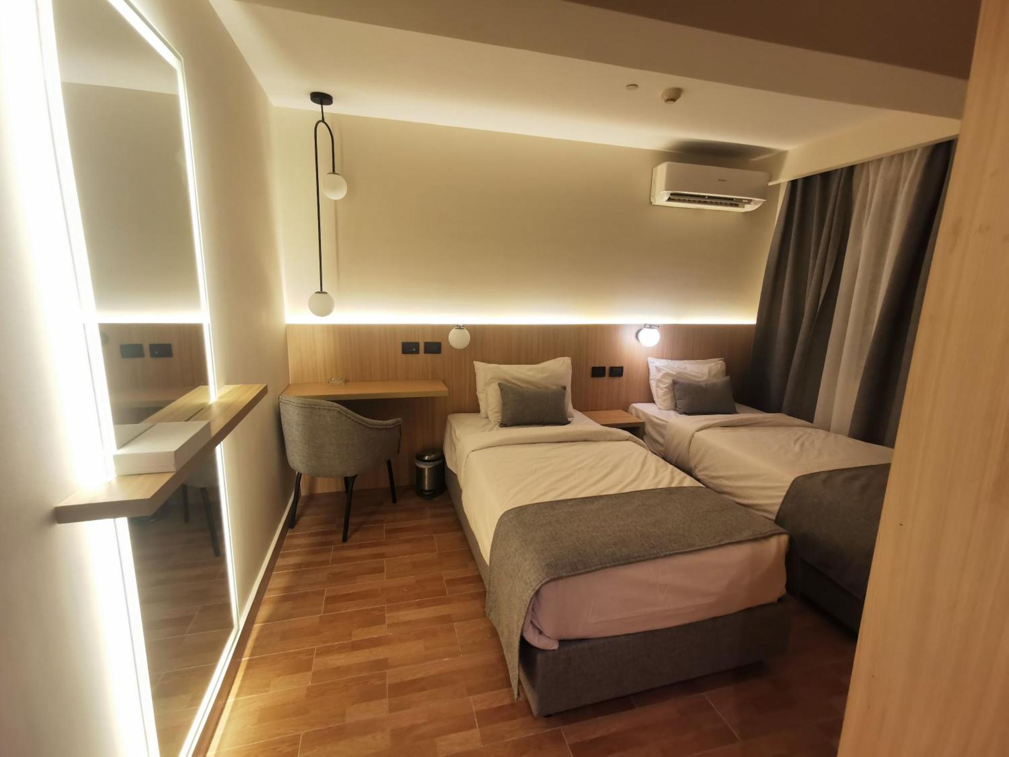 Green Plaza Inn "'Business &Families Only"' Alexandria Ngoại thất bức ảnh